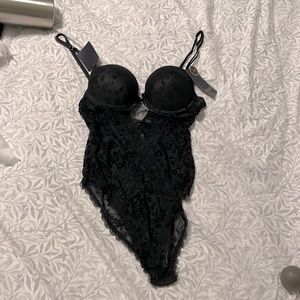 Rachel Roy Designer Sexy Lace Black Lingerie
Brand New- Never Used.